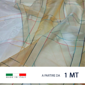 Tessuto per tendaggi semitrasparente, in organza di poliestere colorata.