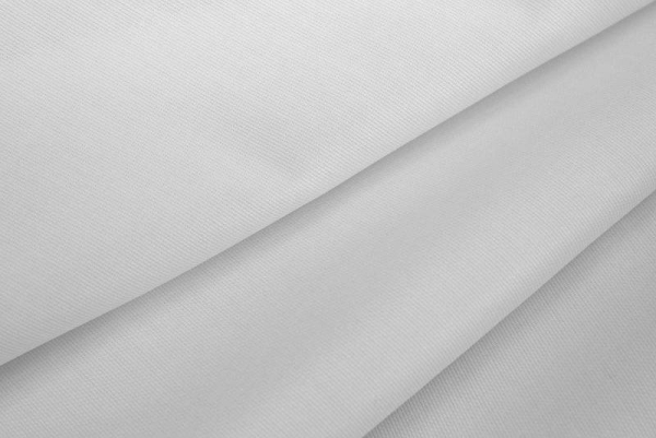 Tessuto piquet millerighe stampato, 100% cotone. Altezza 150 cm.